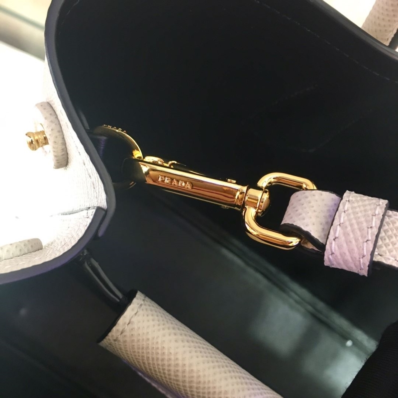 Pra*a top handle bags